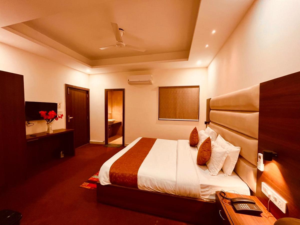 Hotel Prayag Inn 하리드와르 외부 사진